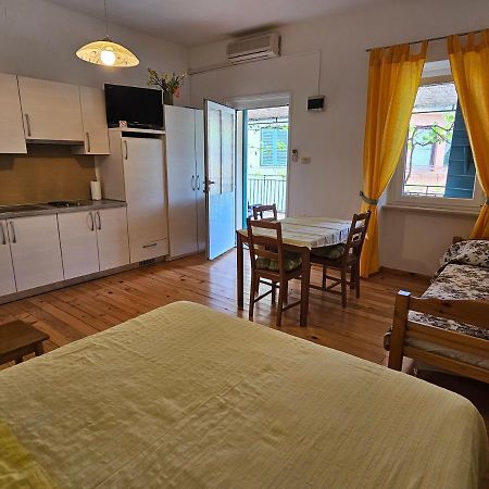 Apartments La Pergola Ровінь Екстер'єр фото