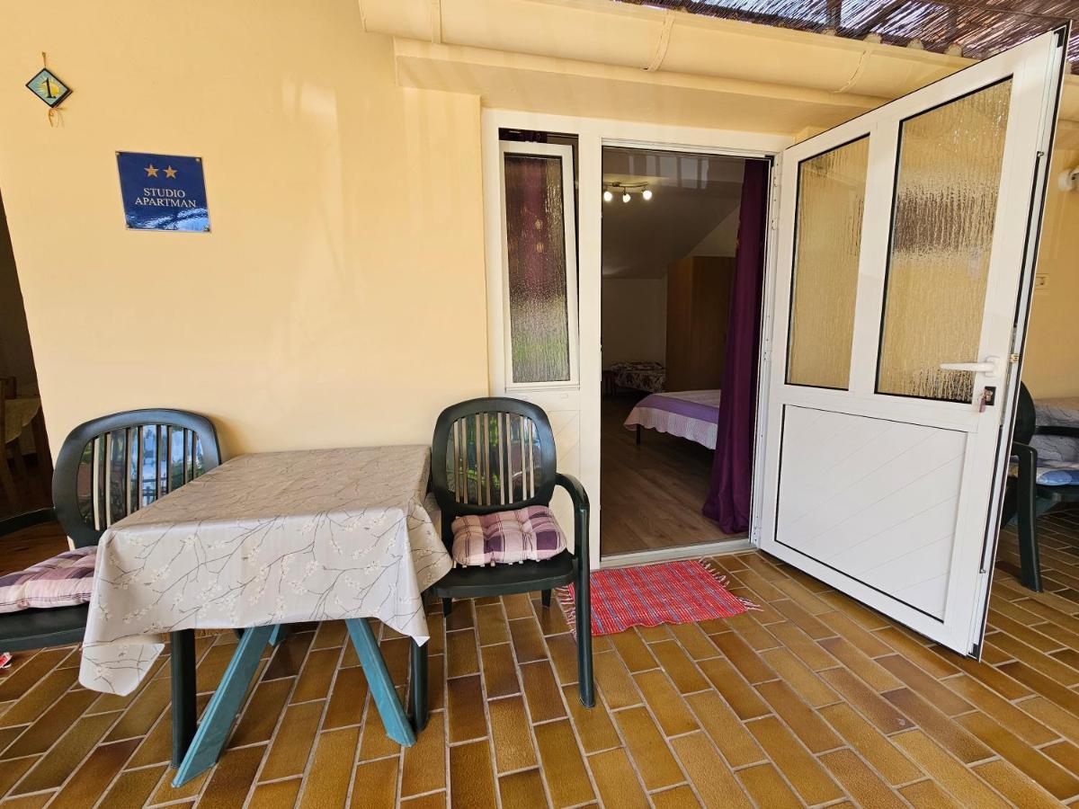 Apartments La Pergola Ровінь Екстер'єр фото
