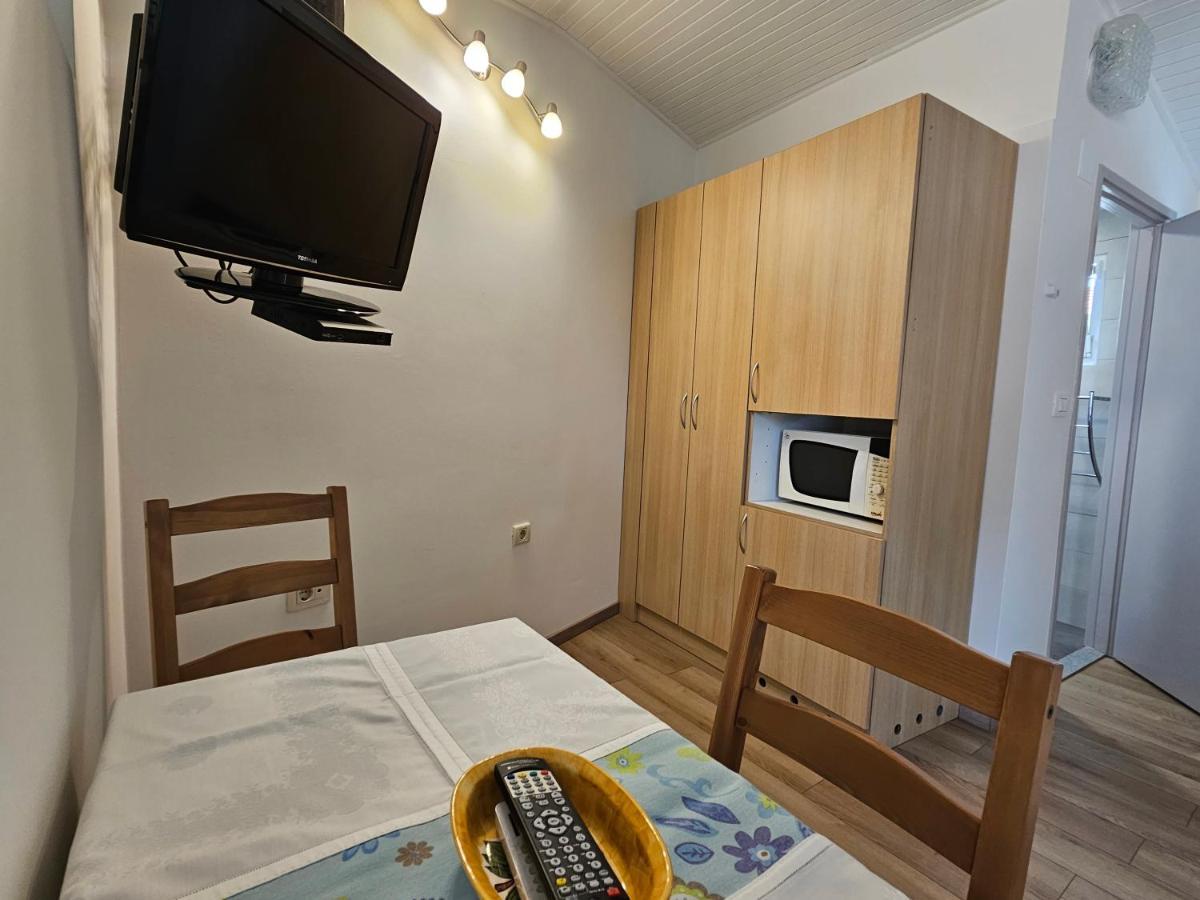 Apartments La Pergola Ровінь Екстер'єр фото