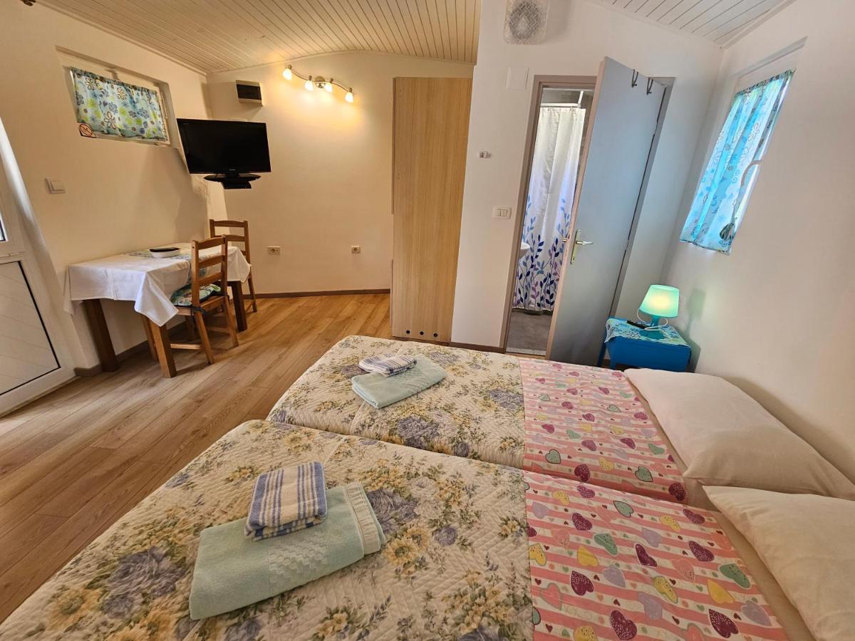 Apartments La Pergola Ровінь Екстер'єр фото
