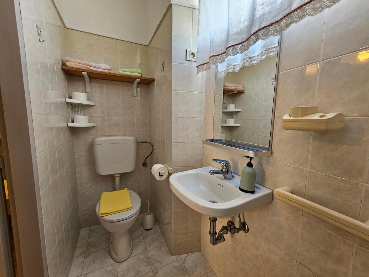 Apartments La Pergola Ровінь Екстер'єр фото