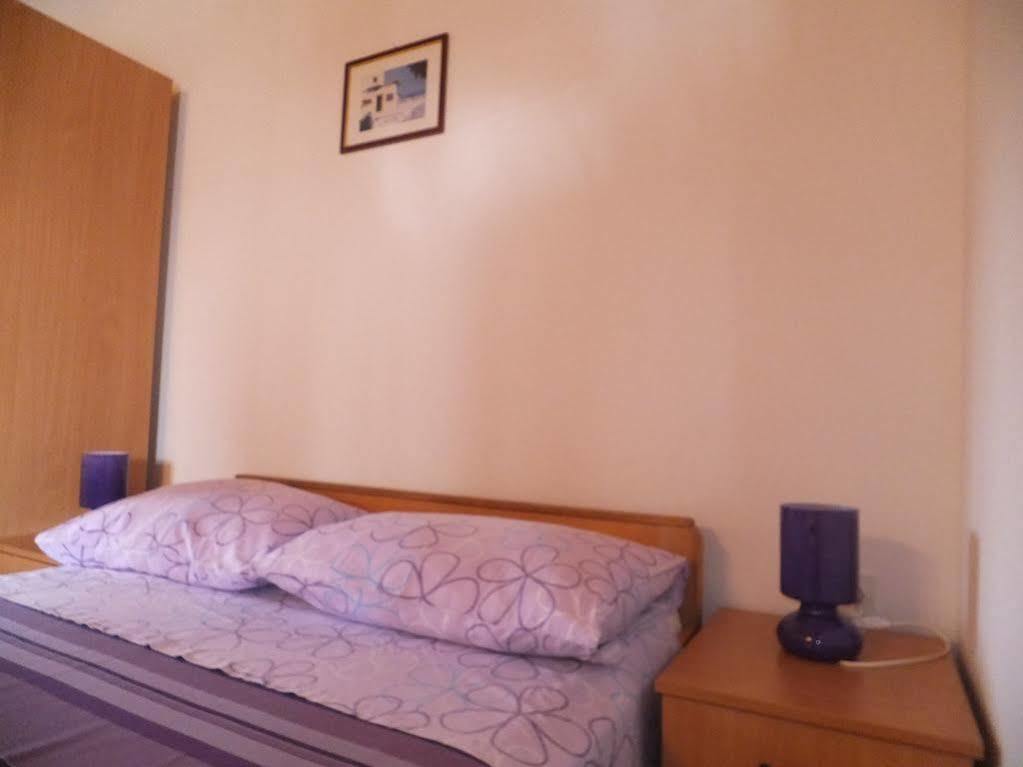 Apartments La Pergola Ровінь Екстер'єр фото